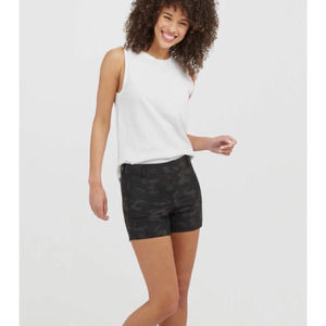 SPANX Sunshine Shorts, 4" Green Camo‎ Stretch Lightweight, M - NWT